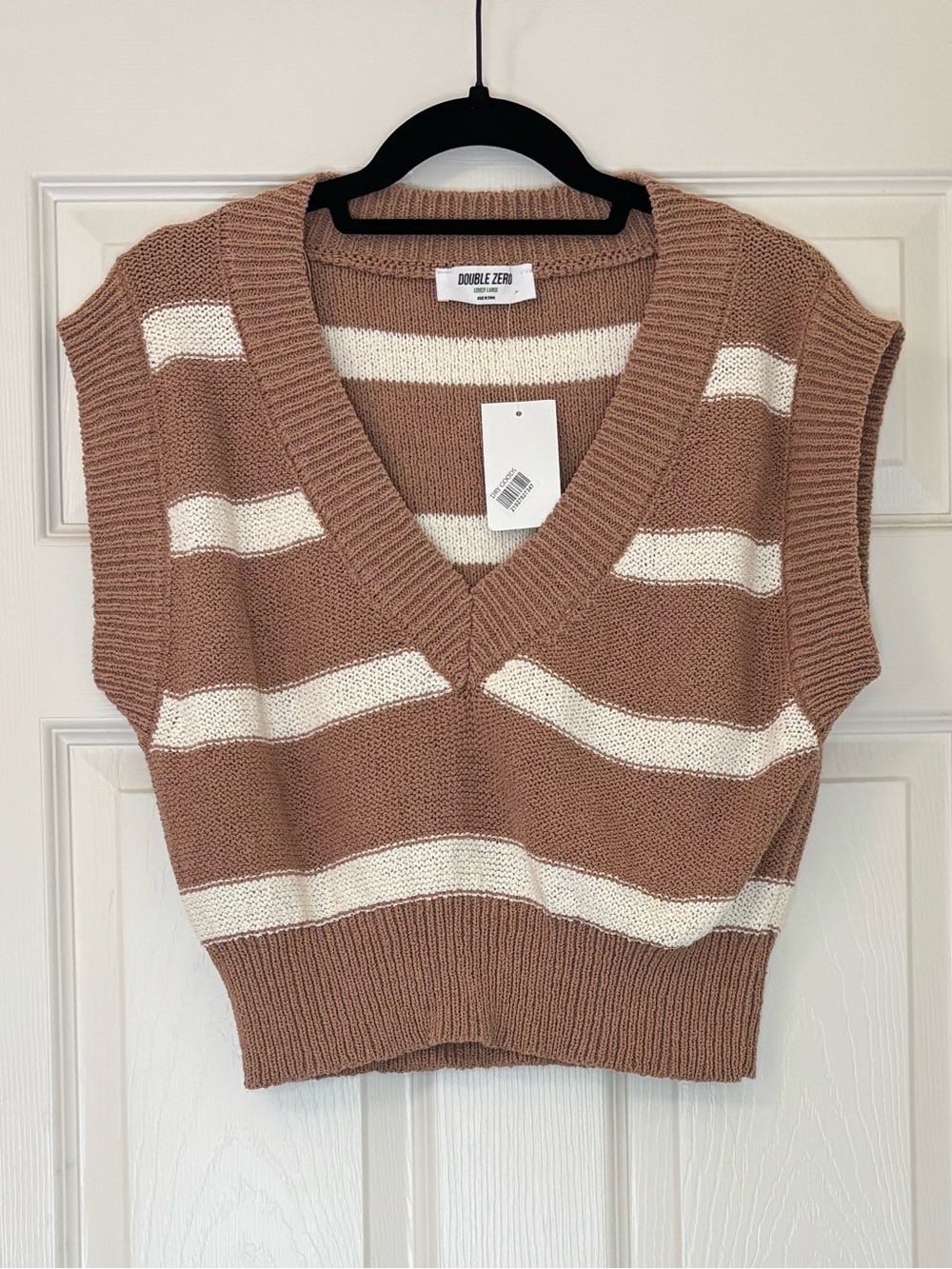 Double Zero Cotton Blend Striped V Neck Sweater Vest with Ribbed Edges